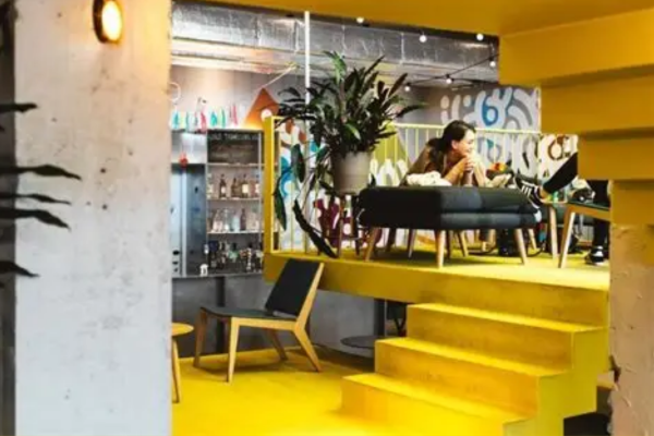 Coworking em Hostels Guia para Nômades Digitais Modernos