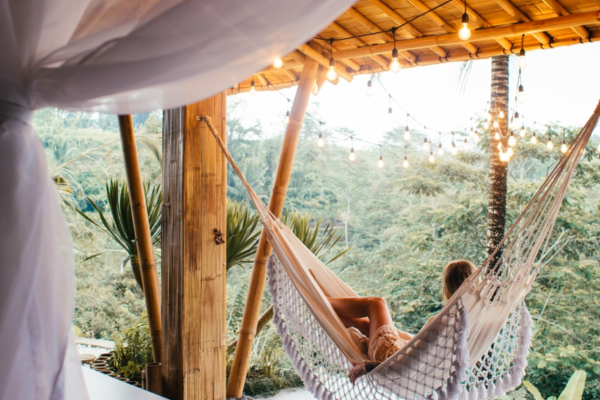 Como Hostels Conectam Nômades Digitais a Experiências Locais Únicas